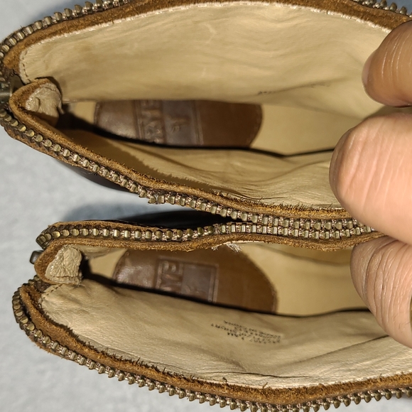 FRYE Steffi Zip Short Ankle Booties Size 7.5 - Picture 8 of 9